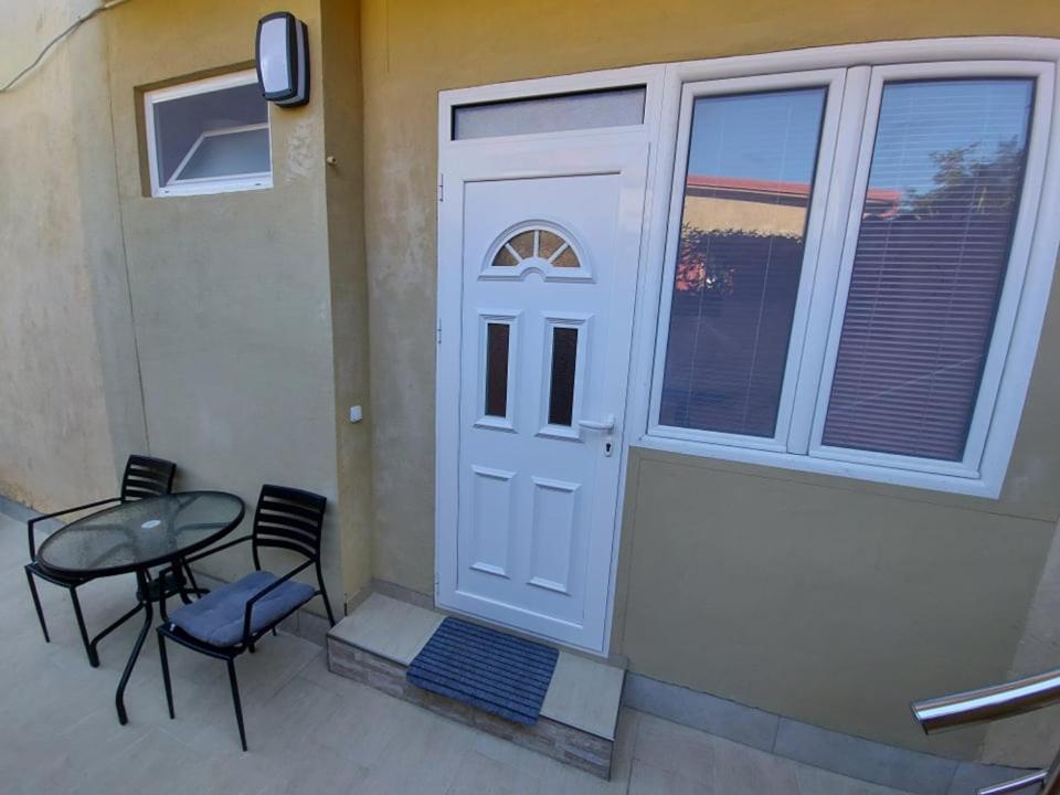 Guest House Ivana Igalo Exterior photo
